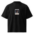 Modèle Polaroid, une photo, sur t-shirt noir